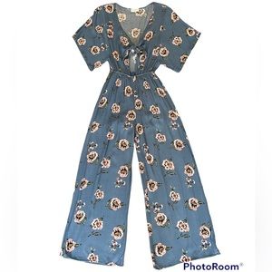 EVERLY Women’s Short Sleeve Wide-leg Floral Blue Jumpsuit with Tie Front SIZE S
